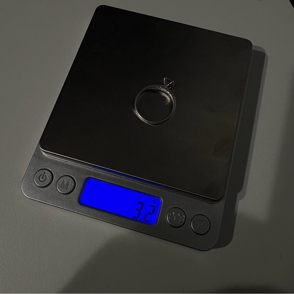 Sterling Silver Crystal Ring 925 - Picture 16 of 16